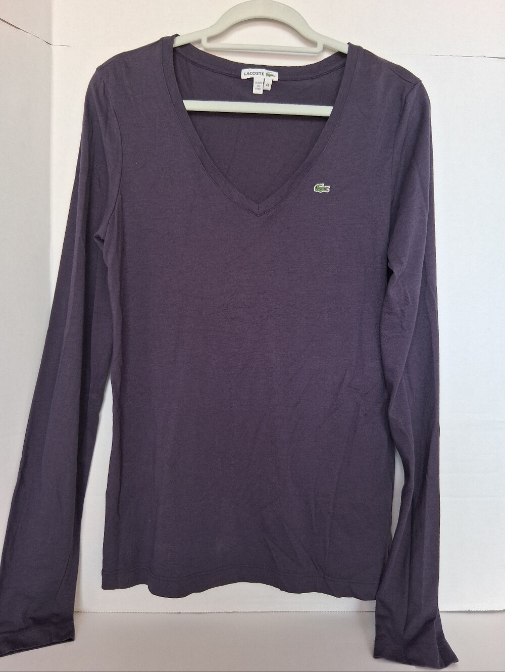 Lacoste Women's Long Sleeve V-Neck Tee in Deep Plum